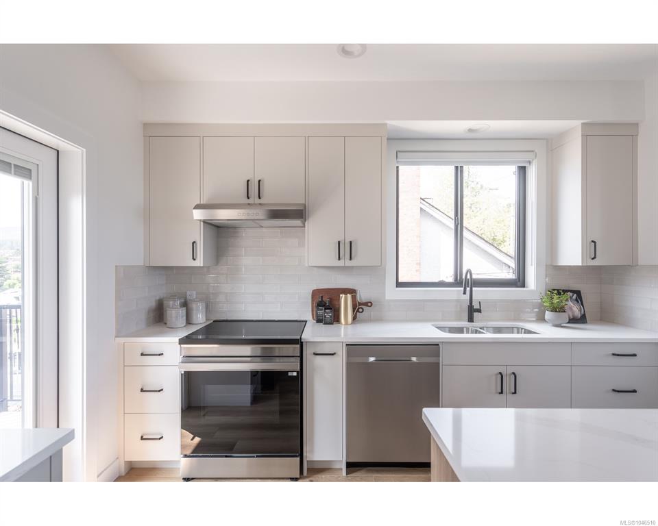 Fifth View of 309 Elizabeth St, Nanaimo, BC, V9R 3C5
