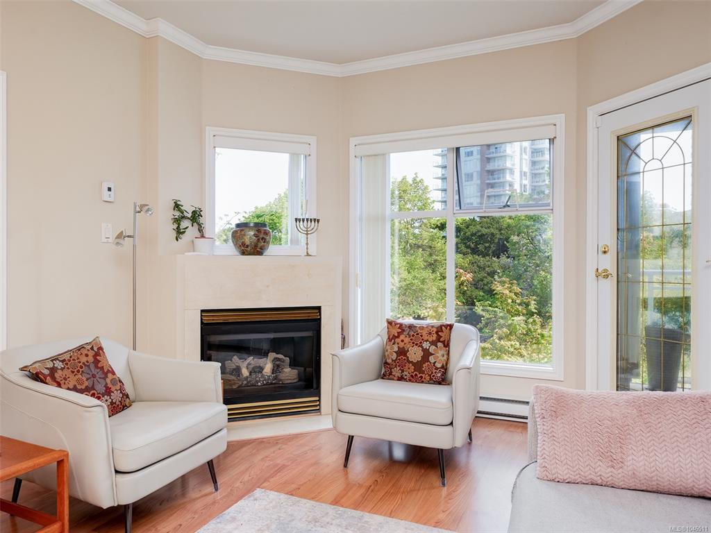 Third View of 165 Kimta Rd, Victoria, BC, V9A 7P1