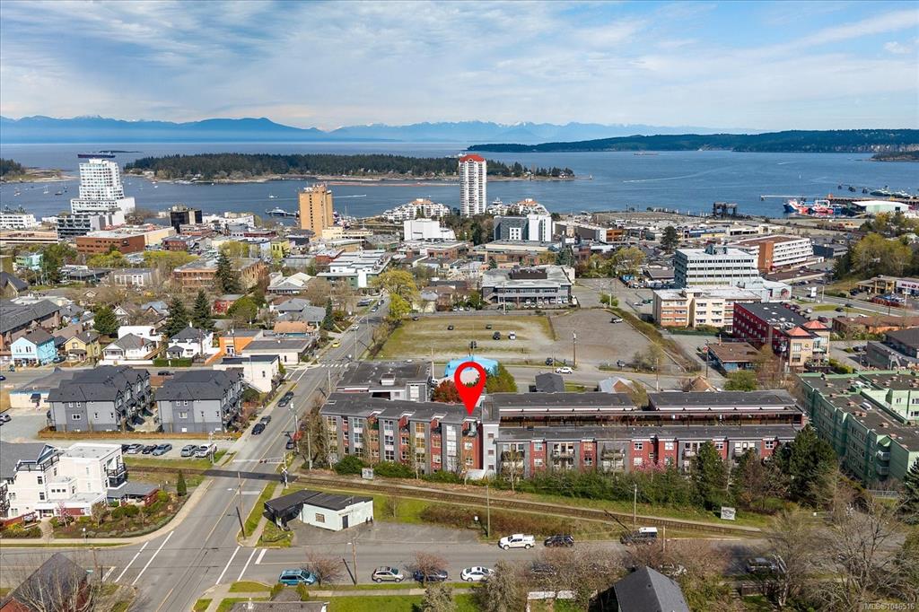 Third View of 555 Franklyn St, Nanaimo, BC, V9R 2X9