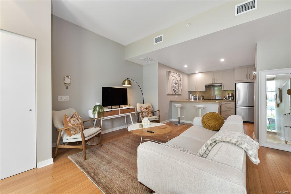 Fourth View of 373 Tyee Rd, Balance, Victoria, BC, V9A 0B3