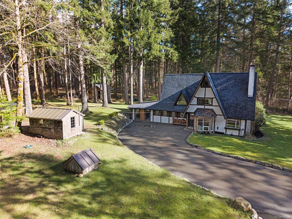 Fifth View of 2138 Left Rd, Courtenay, BC, V9J 1T9