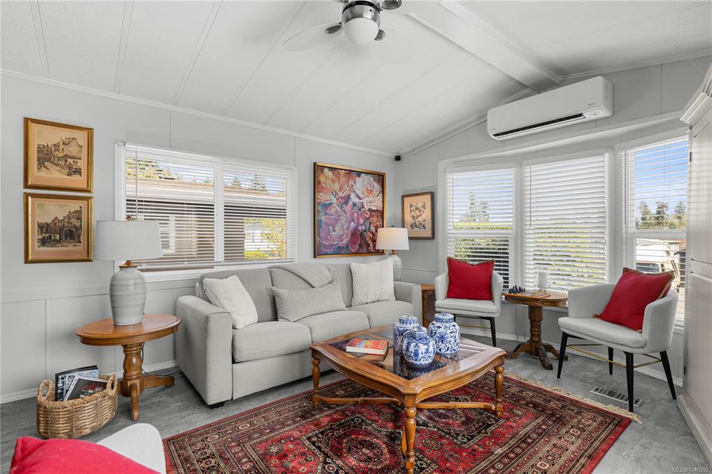 Third View of 7701 Central Saanich Rd, Central Saanich, BC, V8M 2B6