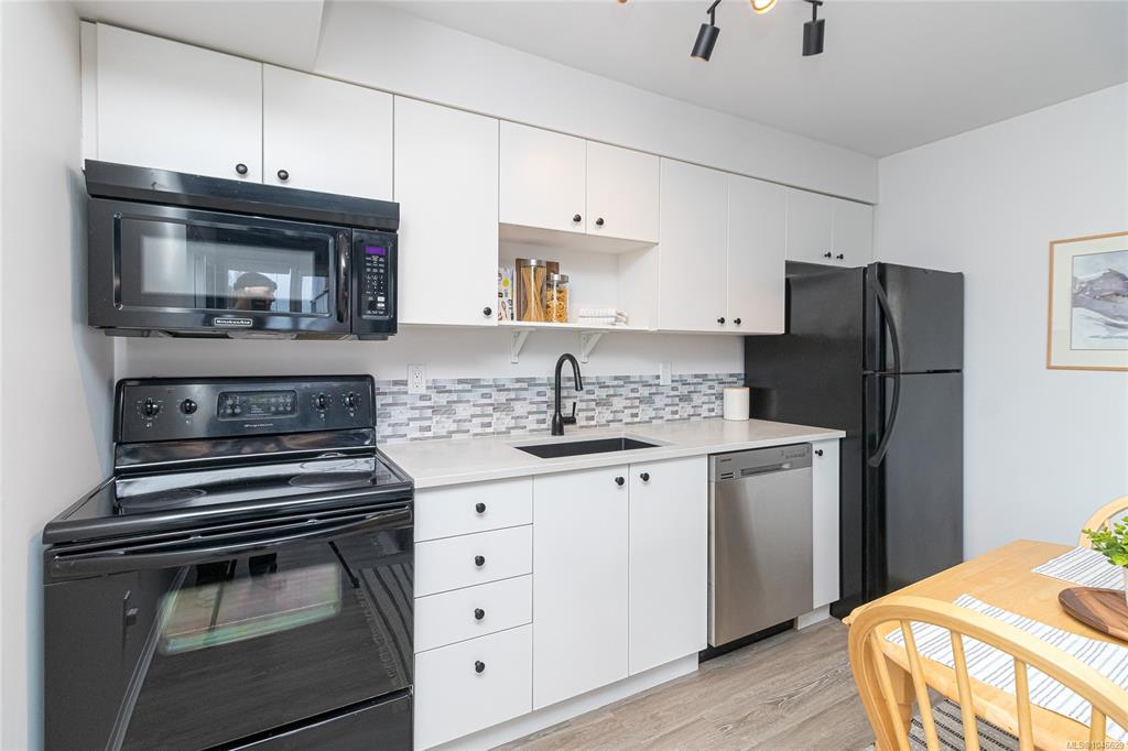 Fifth View of 932 Johnson St, The Urban, Victoria, BC, V8V 3N4
