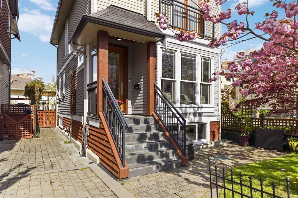 Third View of 508 Pendray St, Victoria, BC, V8V 0A9