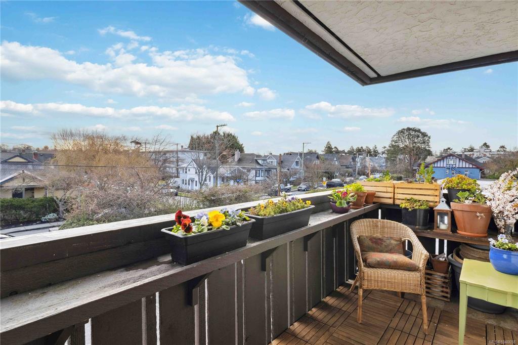 Fourth View of 964 Heywood Ave, Villa Royale, Victoria, BC, V8V 2Y5