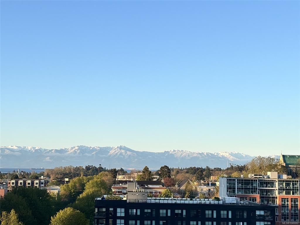 989 Johnson St, 1046662, BC,