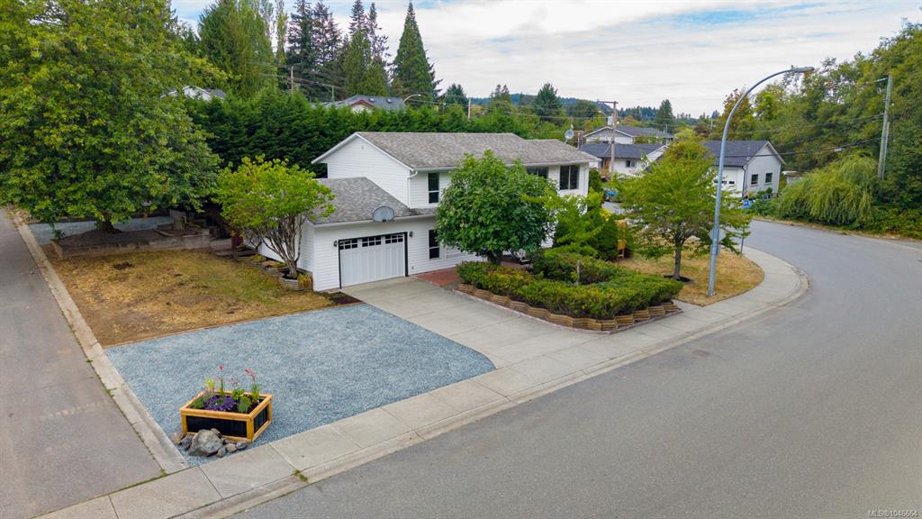 Fourth View of 1001 Timberwood Dr, Nanaimo, BC, V9R 6N9