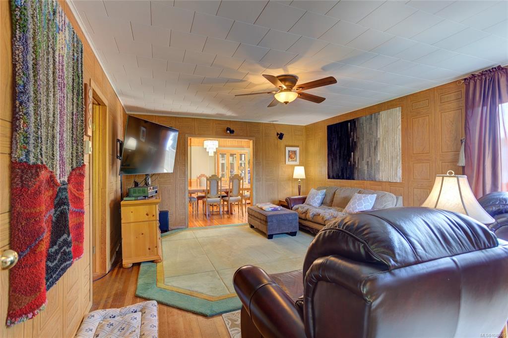 Fifth View of 10660 Cedar Dr, Youbou, BC, V0R 3E1