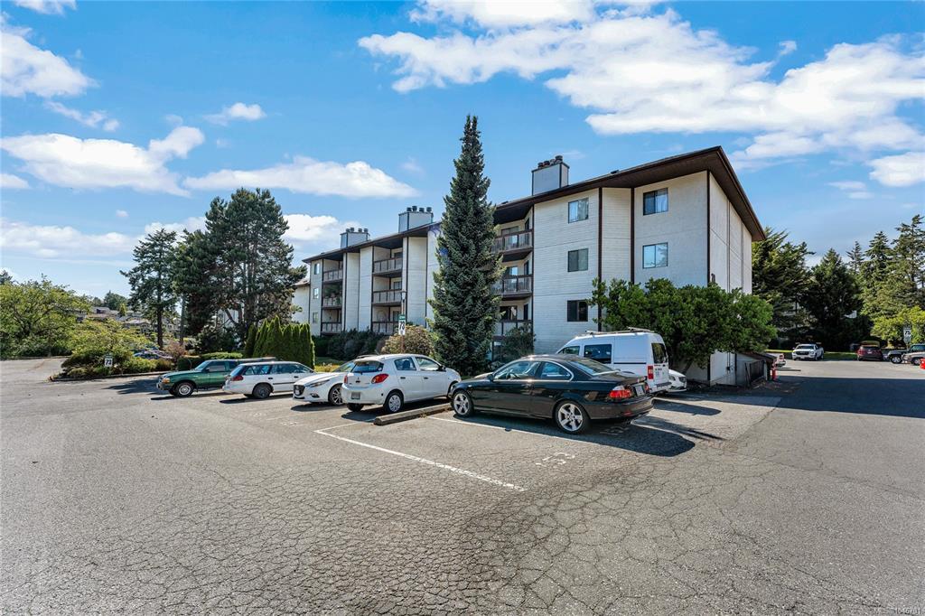 Fourth View of 73 Gorge Rd W, Cedar Shores, Saanich, BC, V9A 1L9