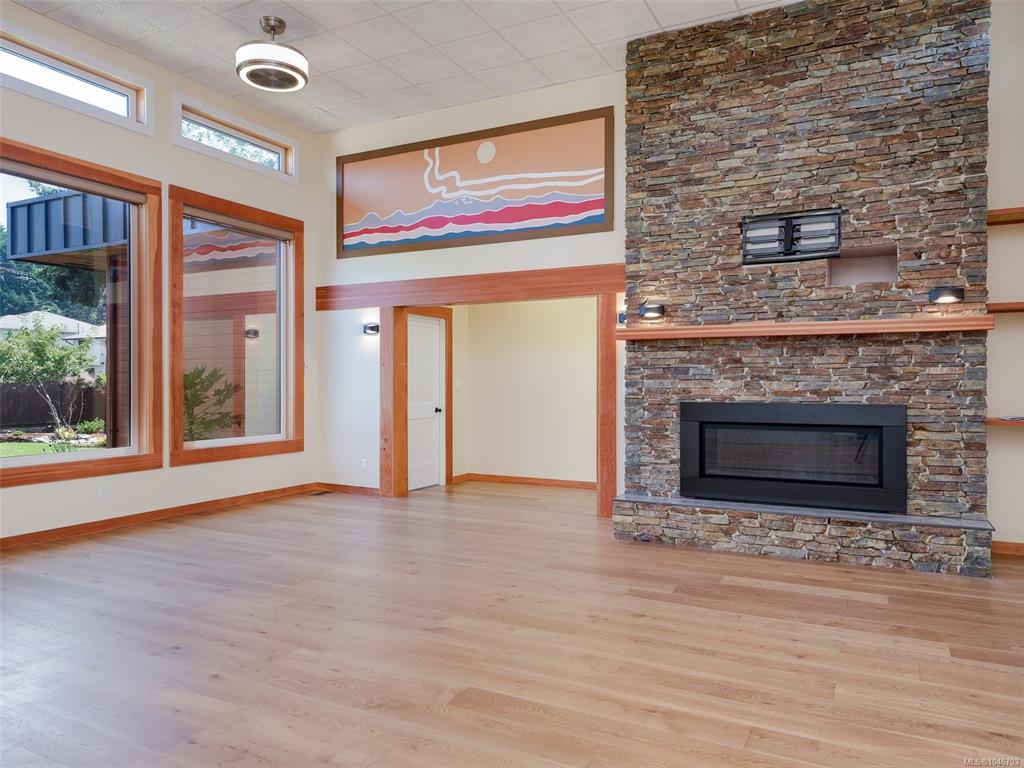 Third View of 4160 Tyndall Ave, Saanich, BC, V8N 3R8