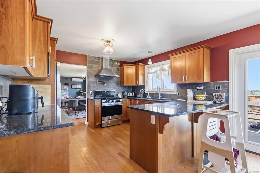 Fourth View of 3389 Mary Anne Cres, Colwood, BC, V9C 3J6