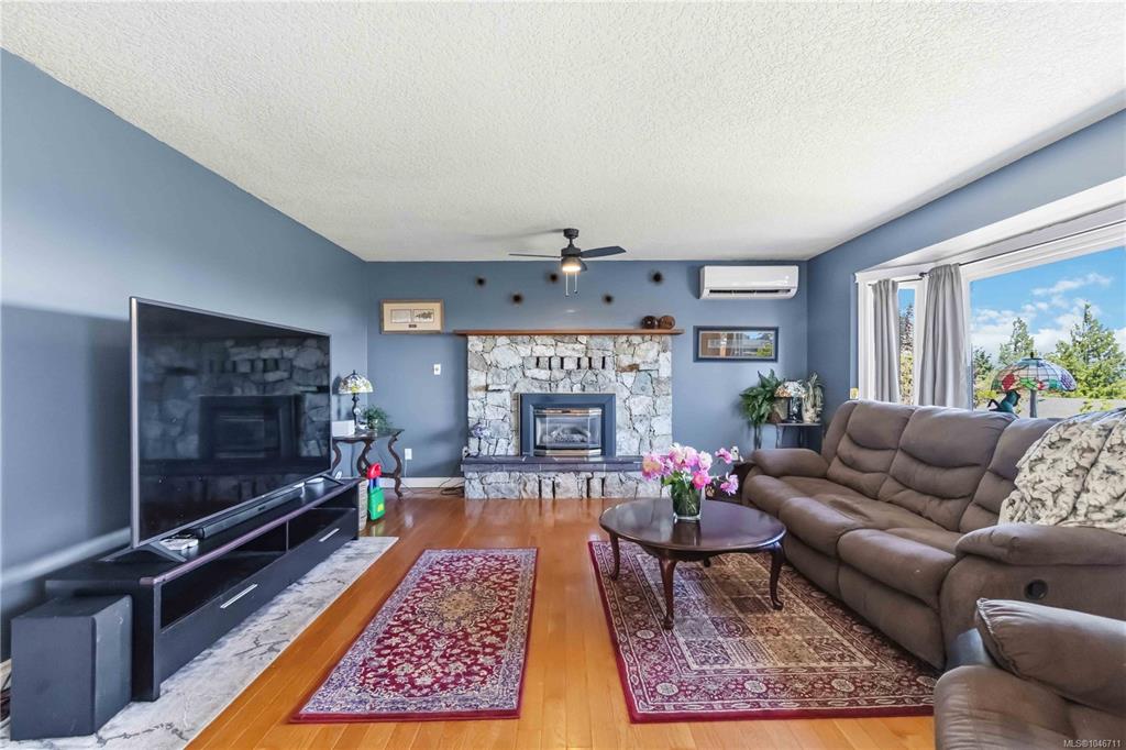 Fifth View of 3389 Mary Anne Cres, Colwood, BC, V9C 3J6