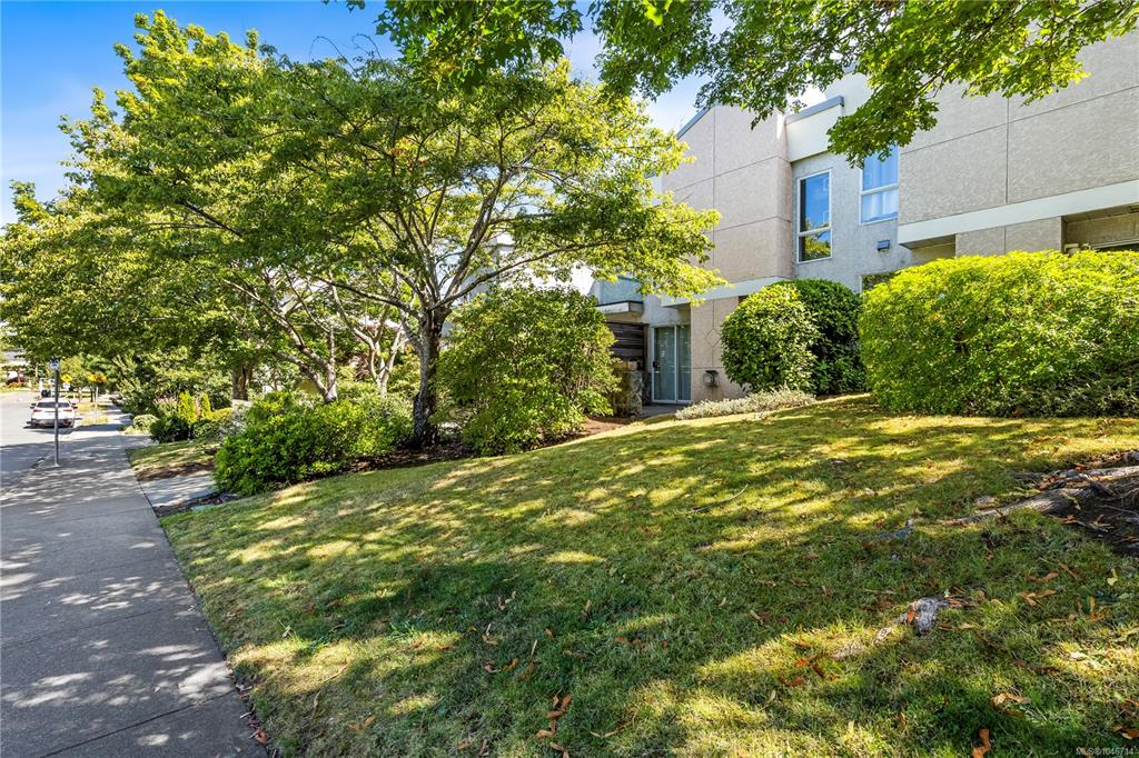 Third View of 3255 Rutledge St, The Courtyard, Saanich, BC, V8X 1N6