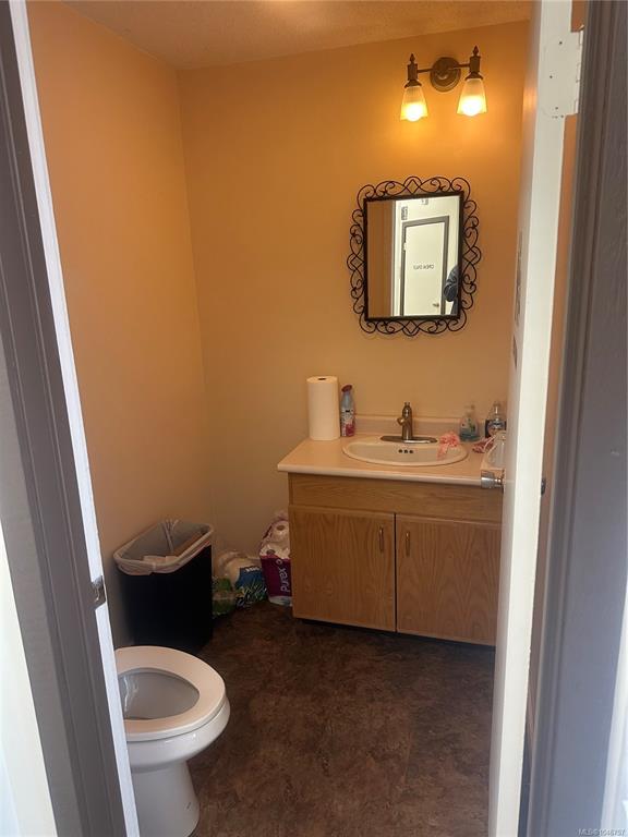 Fourth View of 479 4th St, Courtenay, BC, V9N 1G9