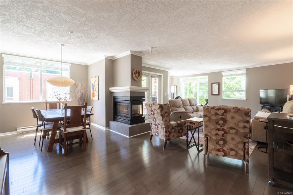 Fifth View of 380 Waterfront Cres, Victoria, BC, V8T 5K3