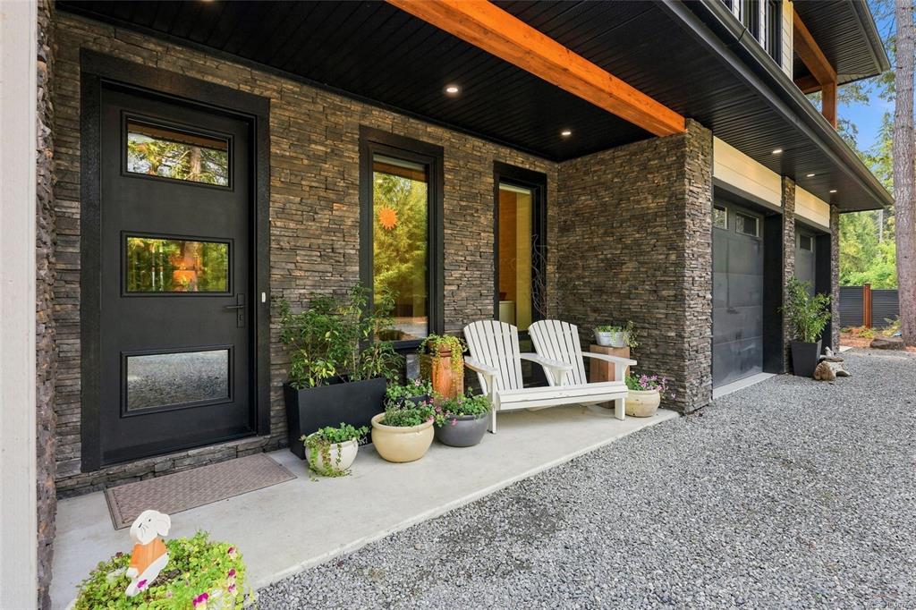 Fifth View of 935 Meadowlark Pl, Qualicum Beach, BC, V9K 1M6