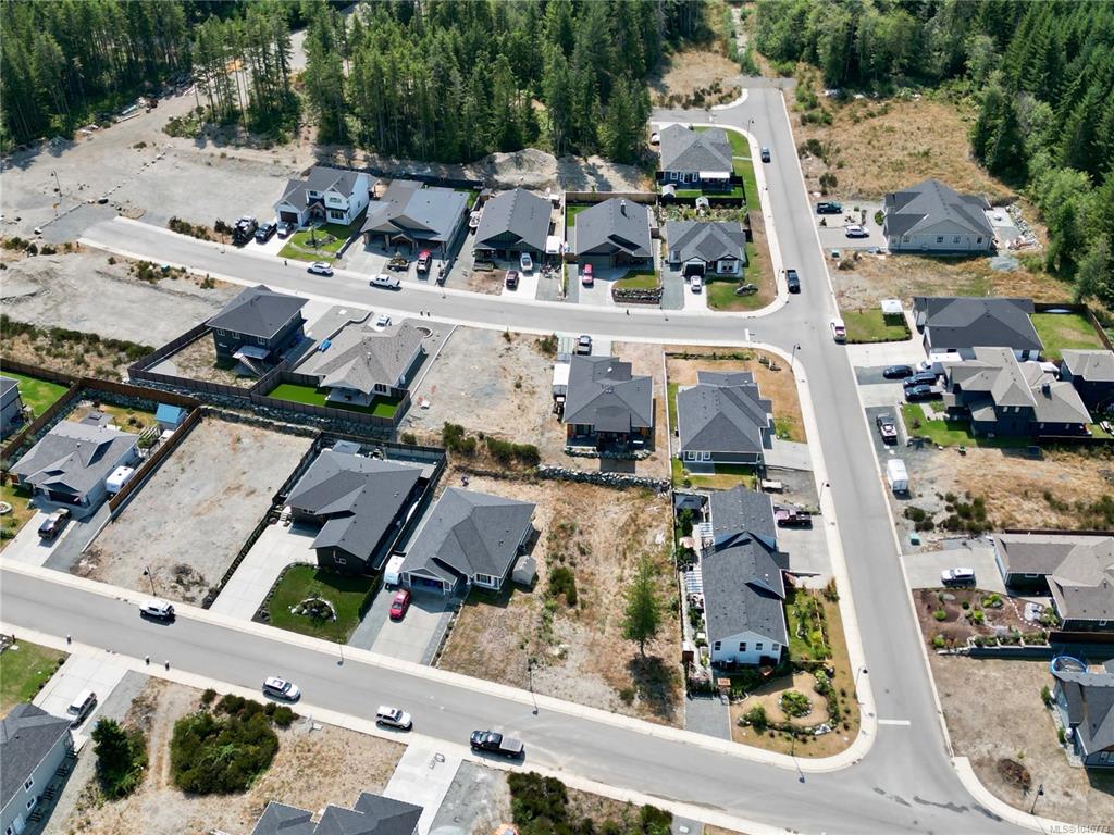 Fifth View of 144 Edgewood Dr, Lake Cowichan, BC, V0R 2G0