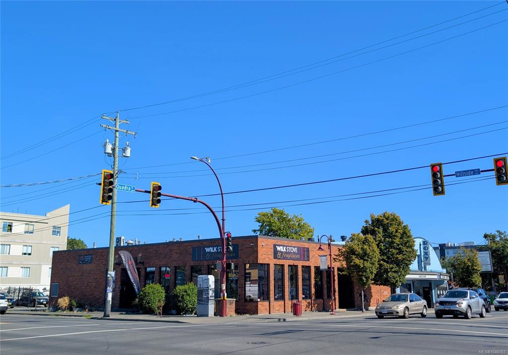 1019 Hillside Ave, 1046787, BC,
