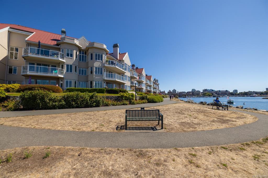 Fourth View of 55 Songhees Rd, Queensport, Victoria, BC, V9A 6T3