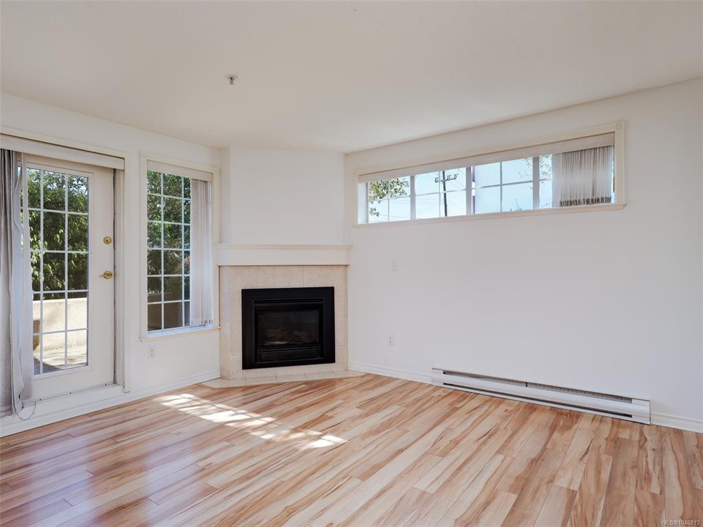 Fourth View of 1371 Hillside Ave, Victoria, BC, V8T 2B3