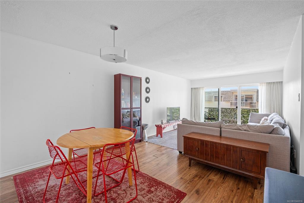 Fourth View of 1116 Queens Ave, Victoria, BC, V8T 1M9