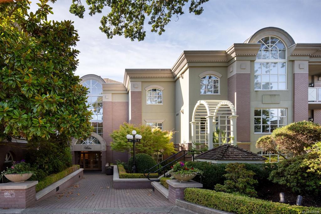 2277 Oak Bay Ave, 1046822, BC,