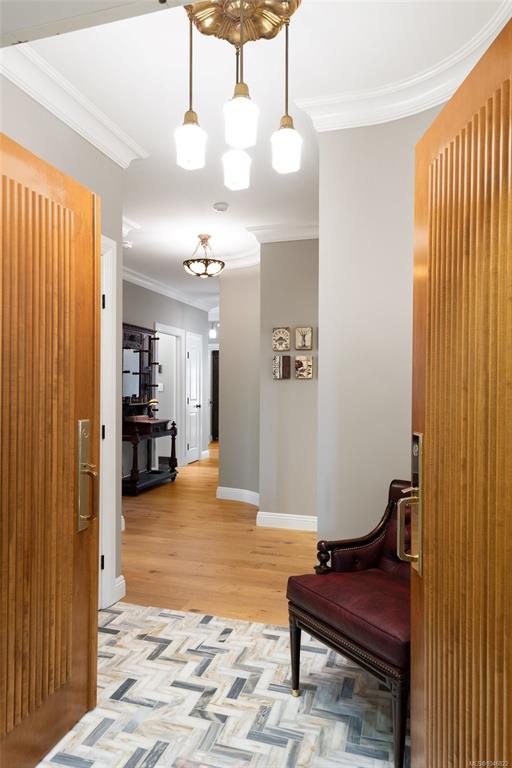 Fifth View of 2277 Oak Bay Ave, The Hamilton, Oak Bay, BC, V8R 1G6