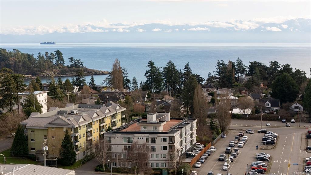Third View of 1405 Esquimalt Rd, The Martello, Esquimalt, BC, V9A 0A4