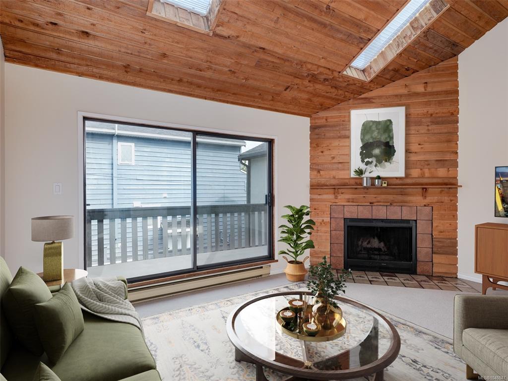 Third View of 111 Michigan St, Victoria, BC, V8V 1R2