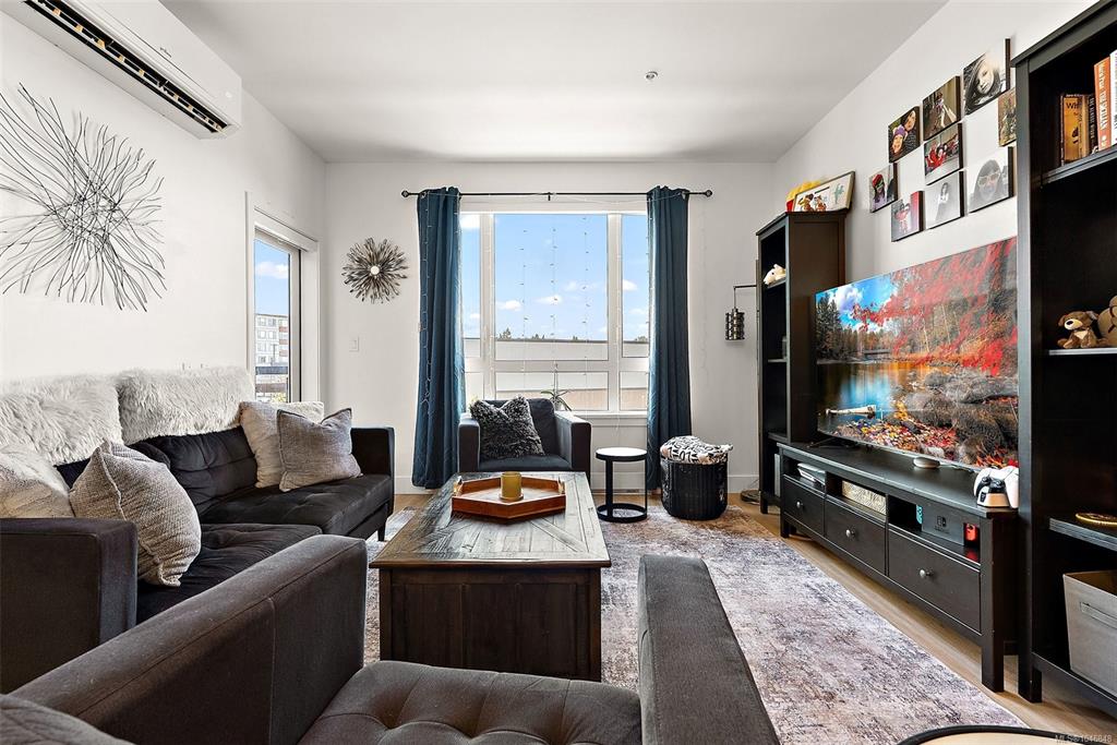 920 Reunion Ave, 1046848, BC,