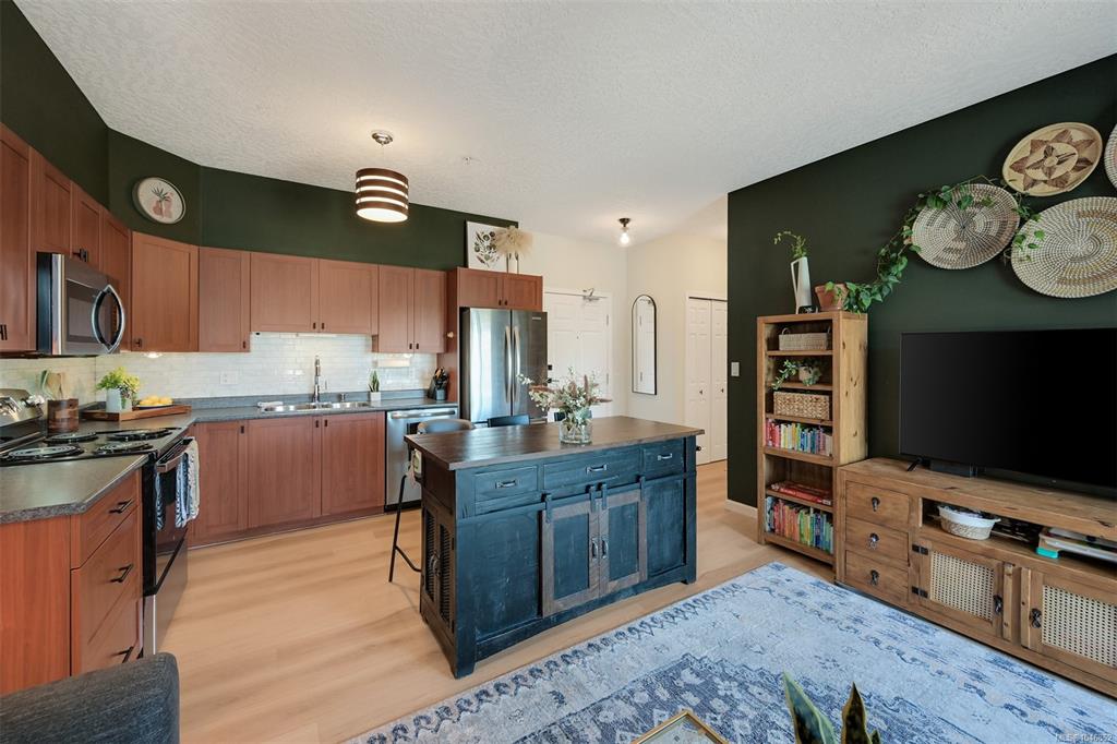 Fourth View of 383 Wale Rd, Wale Cove, Colwood, BC, V9B 2P9