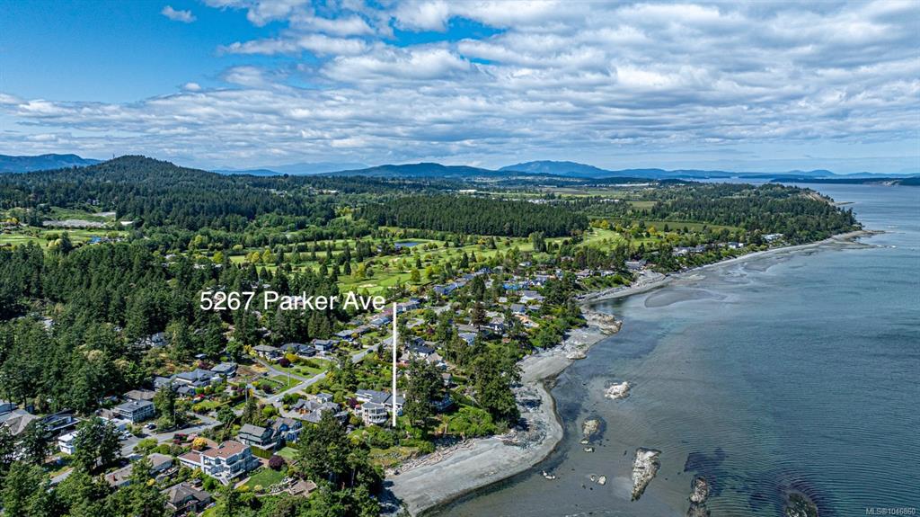 Third View of 5267 Parker Ave, Saanich, BC, V8Y 2N1