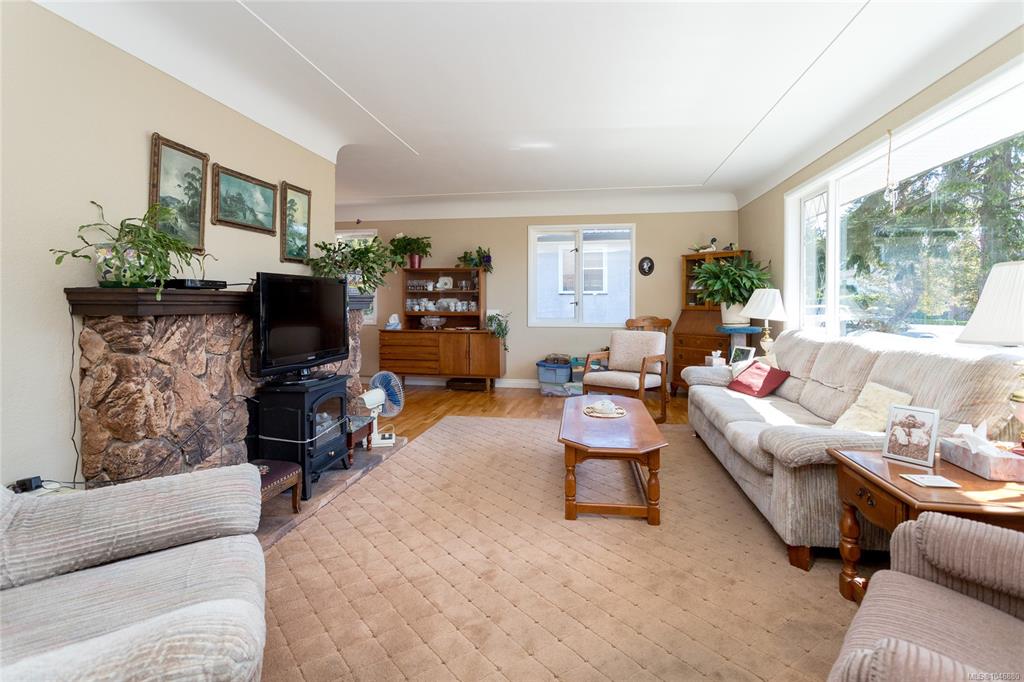 Fifth View of 3856 Diamond St, Saanich, BC, V8Z 3X4