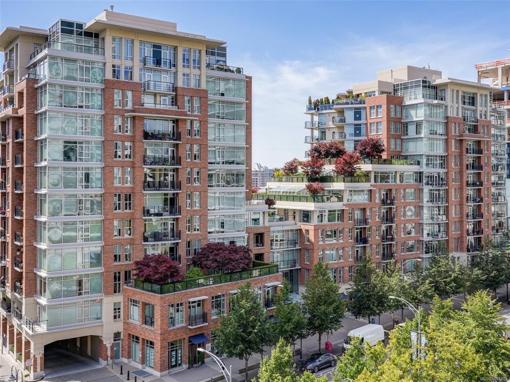 Main View of 737 Humboldt St, Victoria, BC, V8W 1B1