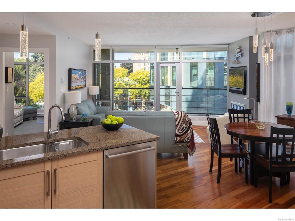 Third View of 737 Humboldt St, Victoria, BC, V8W 1B1