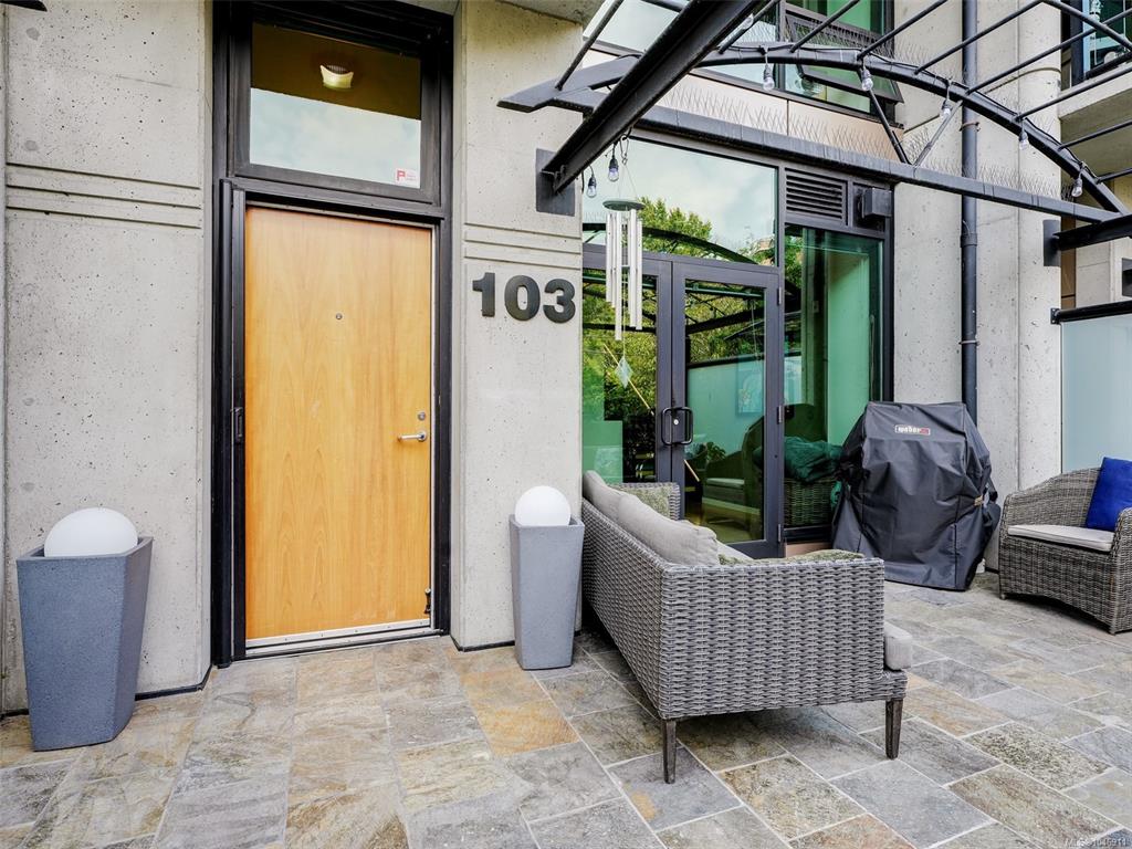 Fourth View of 21 Erie St, Victoria, BC, V8V 5A8