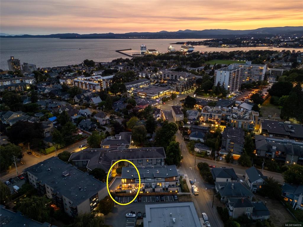 Fourth View of 549 Toronto St, LINQ, Victoria, BC, V8V 1P1