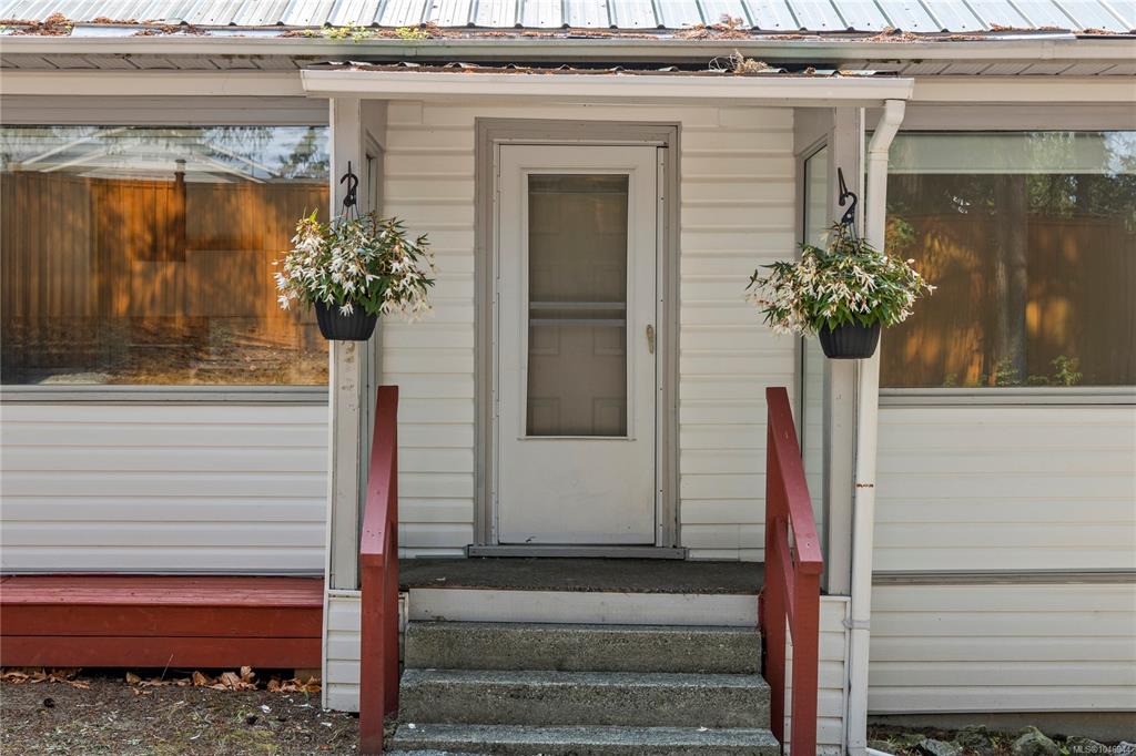 Fifth View of 1987 Cedar Rd, Nanaimo, BC, V9X 1J4