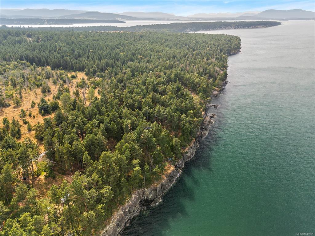 Fifth View of 1324 Greenleaf Lane, Sidney Island, BC, V8L 5Y9