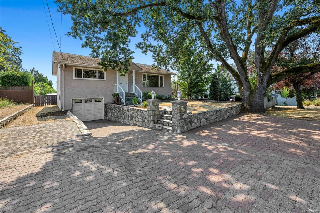 3107 Harriet Rd, 1046959, BC,