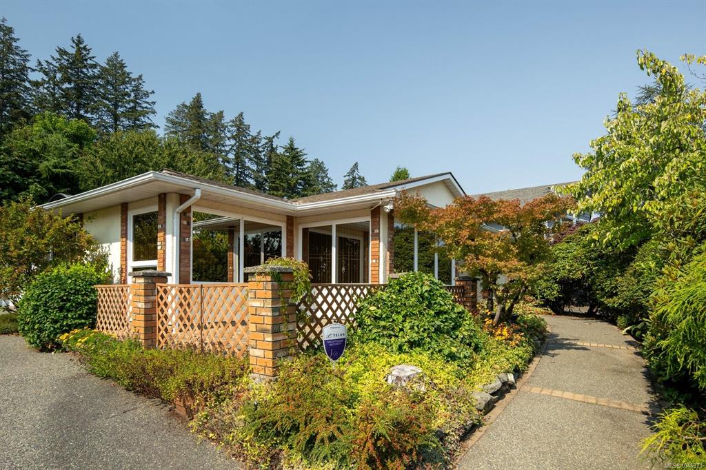 7436 East Saanich Rd, 1046971, BC,