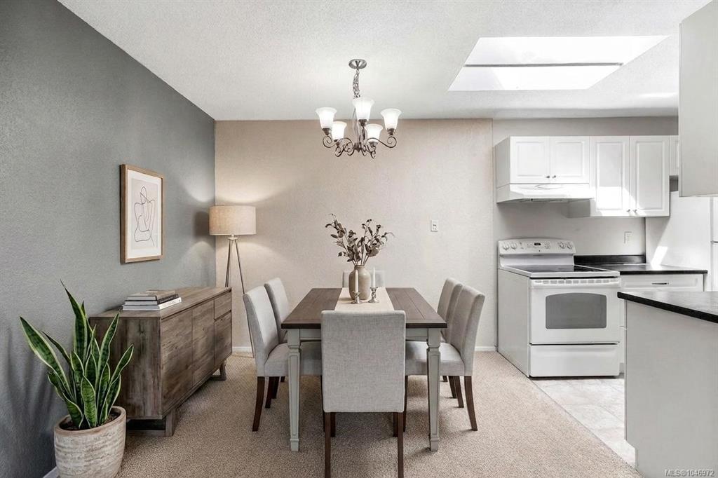 Fourth View of 909 Pembroke St, Victoria, BC, V8T 4Z5
