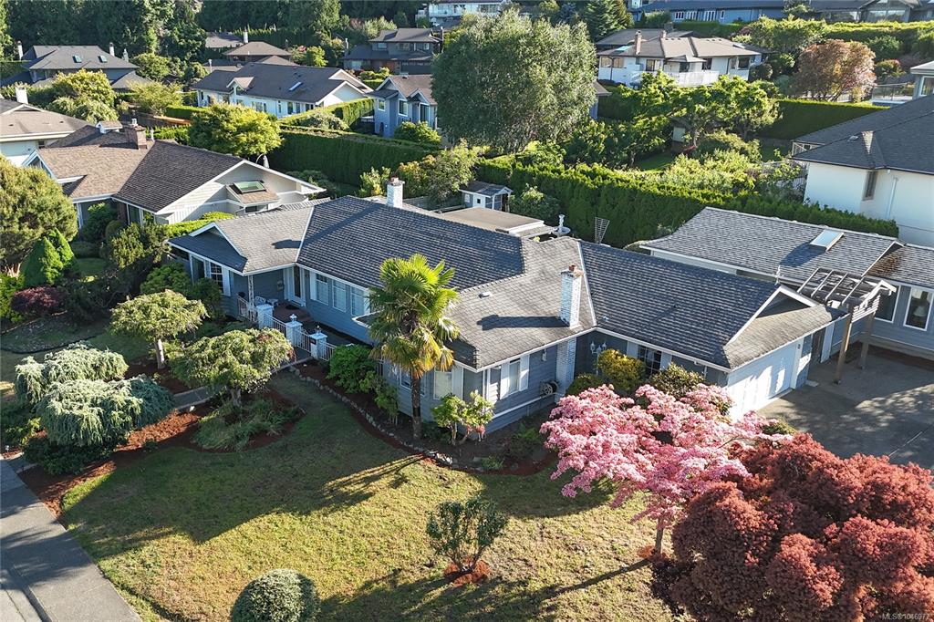 Third View of 4878 Sea Ridge Dr, Saanich, BC, V8Y 2R8