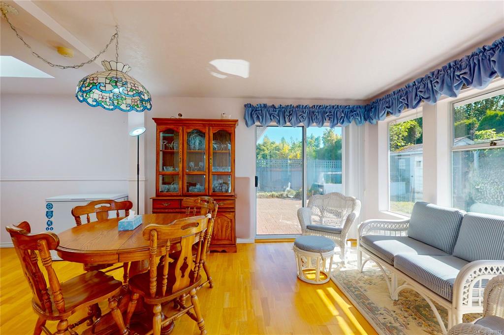 Fifth View of 4878 Sea Ridge Dr, Saanich, BC, V8Y 2R8