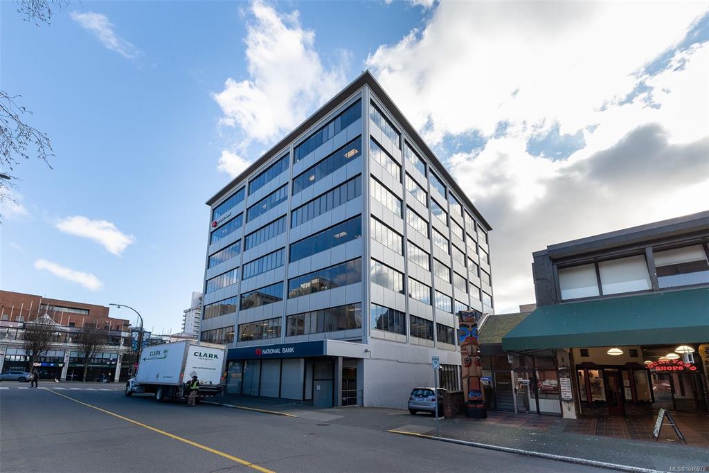 Third View of 850 Douglas St, Victoria, BC, V8W 2E1