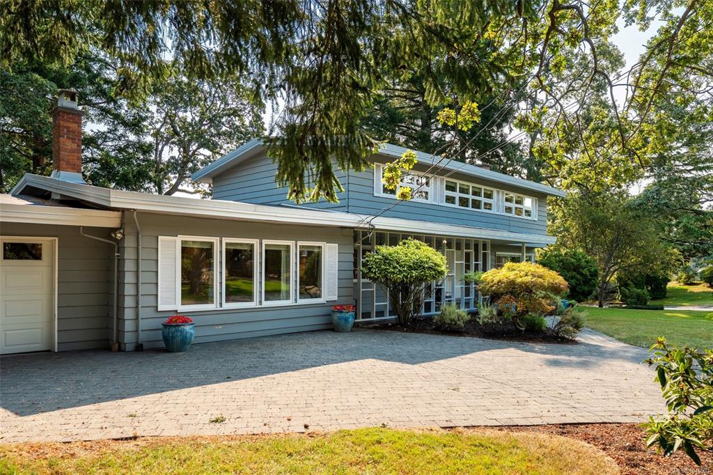 Fourth View of 3459 Plymouth Rd, Oak Bay, BC, V8P 4X6