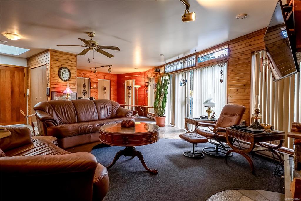 Fourth View of 1698 Millstream Rd, Highlands, BC, V9B 6E7