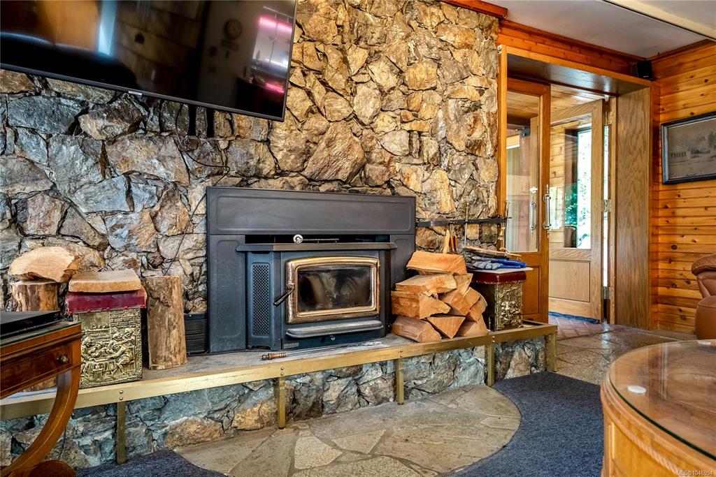 Fifth View of 1698 Millstream Rd, Highlands, BC, V9B 6E7