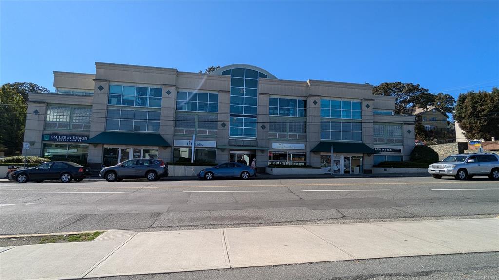 Second View of 1625 Oak Bay Ave, Victoria, BC, V8R 1E3
