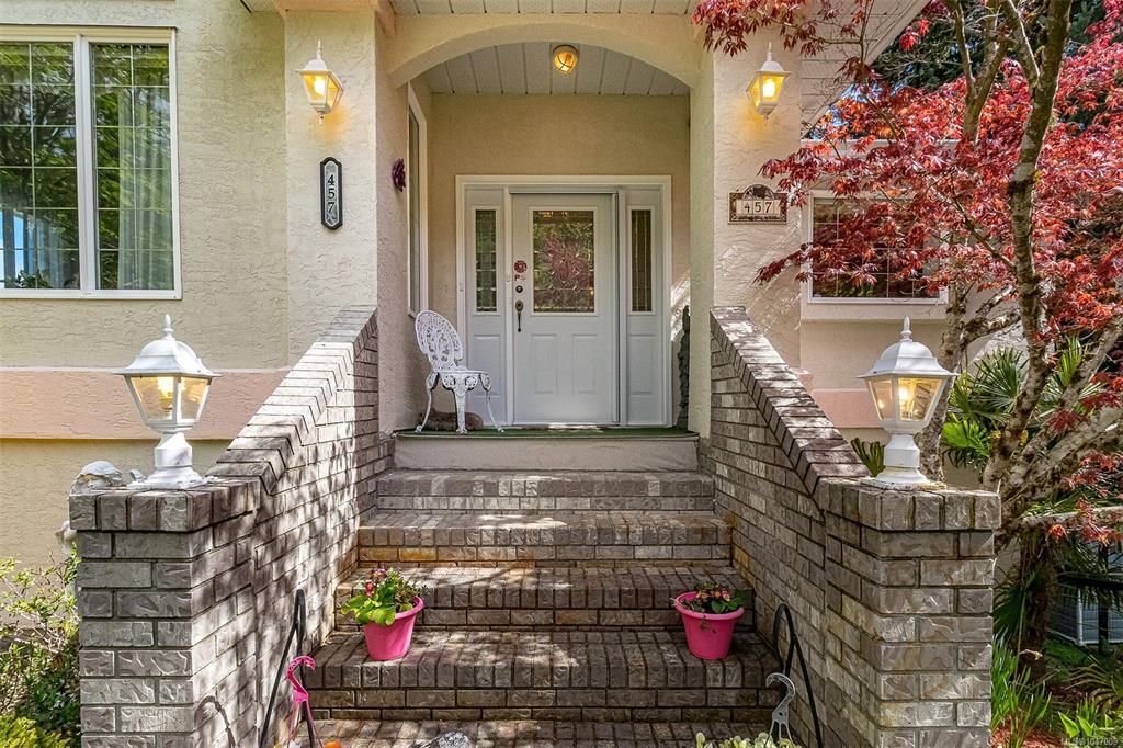 Third View of 457 Thetis Dr, Ladysmith, BC, V9G 1V9